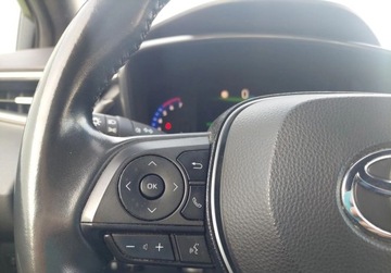 Toyota Corolla XII Hatchback 1.8 Hybrid 122KM 2019 Toyota Corolla GwarancjaKamera Cofania, cyfrowe zegary, Bezwypadkowa, Salo, zdjęcie 26