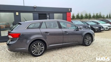 Toyota Avensis III Sedan Facelifting 2015 1.8 Valvematic 147KM 2015 Toyota Avensis 1.8BENZ manual Navi kamera climatronic 100 bezwypadek 1.8, zdjęcie 38