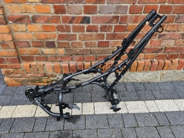 YAMAHA YZF R7 22-24 Rama delikatnie uszkodzona