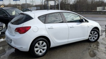 Opel Astra J GTC 1.4 Turbo ECOTEC 120KM 2014 Opel Astra 1.4i 120PS OPŁACONY Bezwypadkowy, zdjęcie 9