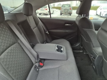 Toyota Corolla XII Sedan Facelifting 1.8 Hybrid 140KM 2023 Toyota Corolla 1.8 Hybrid Style Seria E21 (2019-), zdjęcie 13