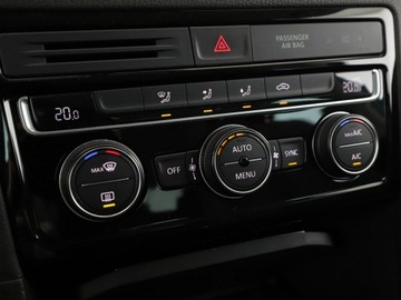 Volkswagen Golf Sportsvan Sportsvan 1.2 TSI BlueMotion Technology 110KM 2016 Volkswagen Golf Sportsvan klima auto czujniki, zdjęcie 24