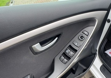 Hyundai i30 II Wagon Facelifting 1.6 GDI 135KM 2016 Hyundai i30 LIFT 1.6GDI Climatronic PDC Led Bezwypadkowy SERWIS 1.6, zdjęcie 32
