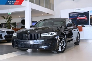 BMW Seria 5 G30-G31 Limuzyna Facelifting 2.0 530i 252KM 2022 BMW Seria 5 530i xDriveAdaptacyjne Reflektory LEDFotele Sportowe 2.0, zdjęcie 3