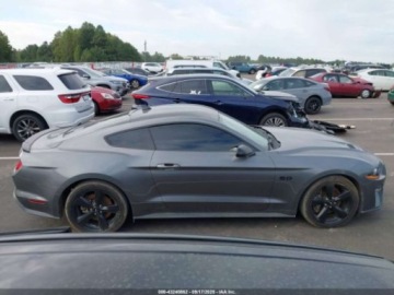 Ford Mustang VI Fastback Facelifting 5.0 Ti-VCT 450KM 2022 Ford Mustang GT Premium Fastback 2022 5.0l 5.0 Benzyna 450KM, zdjęcie 6