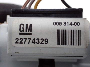 LAMPA INTERIÉR KABINY ORIGINÁLNÍ 22774329 OPEL ZAFIRA C III 12R