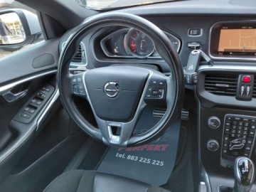 Volvo V40 II 2018 Volvo V40 R Design Automat Navi Kamera Led 1.5 Benzyna 122KM, zdjęcie 18