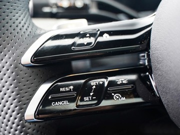 Mercedes GLC C254/X254 2025 MERCEDES-BENZ GLC 200 d 4-Matic AMG Line 2.0 (163KM) 2025, zdjęcie 6