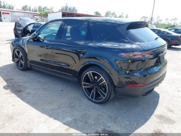 Porsche Cayenne III SUV S 2.9 440KM 2023 Porsche Cayenne 2023 PORSCHE CAYENNE PLATINUM EDITION 2.9 Benzyna 440KM, zdjęcie 5