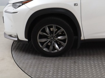 Lexus NX I SUV 200t 238KM 2015 Lexus NX 200t, Salon Polska, Serwis ASO, 4X4, zdjęcie 14