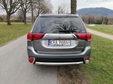 Mitsubishi Outlander III SUV Facelifting 2015 2.0 MIVEC 150KM 2016 Mitsubishi Outlander III 2.0 Intense+//4WD//Aut.//LPG//7-os, zdjęcie 8