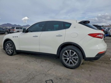Maserati Levante 2017 Maserati Levante 2017 MASERATI LEVANTE 3.0 Benzyna 424KM, zdjęcie 1