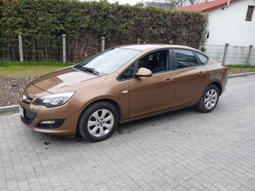 Opel Astra J Sedan 1.6 Twinport ECOTEC 115KM 2016 OPEL ASTRA 1,6-16V, zdjęcie 8