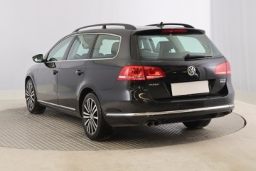Volkswagen Passat B7 Variant 2.0 TDI CR DPF BlueMotion 140KM 2014 VW Passat 2.0 TDI, Xenon, Klima, Klimatronic, zdjęcie 3
