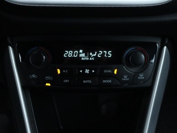 Suzuki SX4 II S-cross 1.6 VVT 120KM 2015 Suzuki SX4 S-Cross 1.6 VVT, Salon Polska, zdjęcie 13