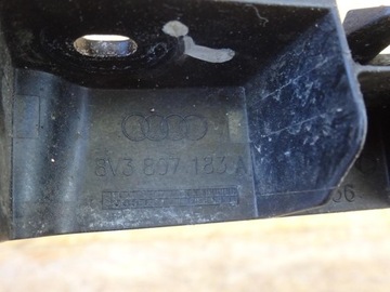 AUDI A3 8V VÝZTUHA DRŽÁKY NÁRAZNÍKU LEVÝ LEVÉ PŘEDNÍ 8V3807183A