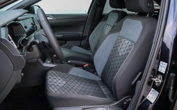 Volkswagen Taigo 1.5 TSI 150KM 2025 Volkswagen Taigo RLine Plus, Pakiet Style, Comfort, od reki 1.5 Benzyna, zdjęcie 9