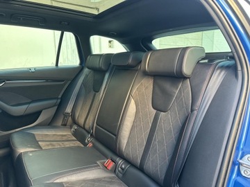 Skoda Octavia IV Kombi 2.0 TDI SCR 200KM 2022 Skoda Octavia 2.0TDI 200KM, Hak, HEAD-UP, Matrix,, zdjęcie 34