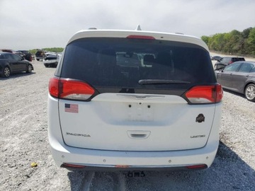 Chrysler Pacifica II 2017 Chrysler Pacifica Limited 2017 3.6l 3.6 Benzyna 287KM, zdjęcie 2