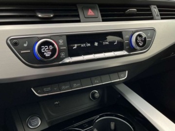 Audi A4 B9 Limousine Facelifting 2.0 40 TFSI 204KM 2022 Audi A4 Limousine VAT23 Tempomat ACC Matrix Czarna podsufitka Ambiente, zdjęcie 26