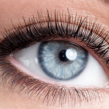 Шампунь Wonder Lashes в пакетике для наращенных ресниц освежает и питает