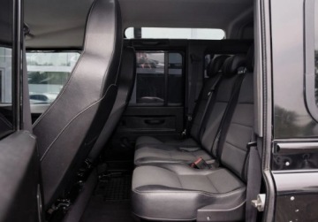 Land Rover Defender III 90 Station Wagon 2.2 TD4 122KM 2013 Land Rover Defender Faktura VAT 23 2.2 Diesel 122KM, zdjęcie 7