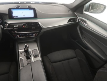 BMW Seria 5 G30-G31 Limuzyna 520d 190KM 2017 BMW 5 520d, Salon Polska, Serwis ASO, 187 KM, zdjęcie 7