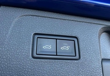 Volkswagen Passat B8 Variant Facelifting 2.0 TSI 190KM 2019 Volkswagen Passat Variant R-LINE -elegance, DCC, Matrix, Hak, DYNAUDIO, AC, zdjęcie 10