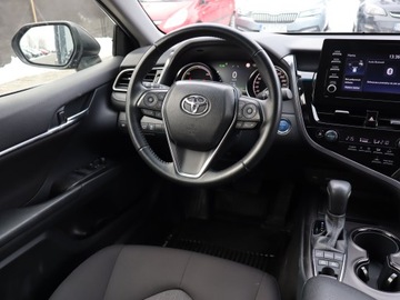 Toyota Camry IX Sedan 2.5 Hybrid Dynamic Force 218KM 2021 Toyota Camry 2.5 Hybrid, Salon Polska, zdjęcie 6