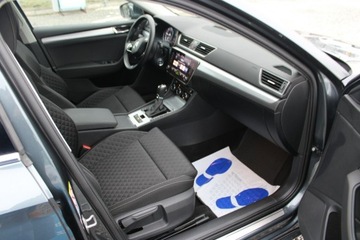 Skoda Superb III Kombi Facelifting 2.0 TDI SCR 200KM 2021 Škoda Superb Skoda Superb Ambition DSG Kamera, zdjęcie 29