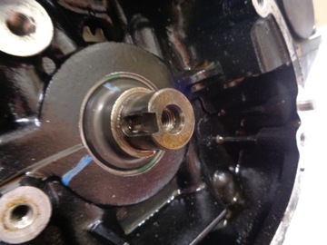 Двигатель Triumph Tiger 955 Нижний двигатель