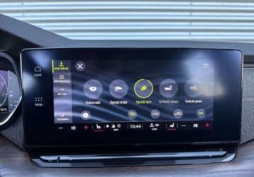 Skoda Octavia IV Kombi 2.0 TDI SCR 200KM 2022 Skoda Octavia 2.0TDI 200KM 4x4 Scout Matrix Hak ACC Ambiente Head-Up Kamer, zdjęcie 27