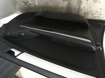 DVEŘE LEVÝ PŘEDNÍ MERCEDES ML W164 197