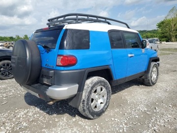 Toyota FJ Cruiser 2008 Toyota FJ 2008, po lekkim gradobiciu, od ubezpieczalni 4.0 Benzyna 399KM, zdjęcie 5