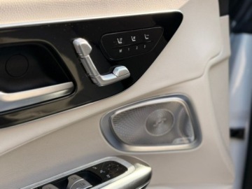 Mercedes CLE 2024 Mercedes-Benz CLE 300 4 MATIC AMG Night CabrioDigital LightKamera 360Burme, zdjęcie 34