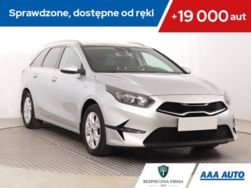 Kia Ceed III Kombi Facelifting 1.5 T-GDI 160KM 2022 Kia Ceed 1.5 T-GDI, Salon Polska, 1. Właściciel