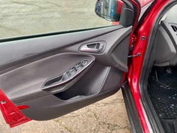 Ford Focus III Sedan Facelifting 1.0 EcoBoost 125KM 2015 Ford Focus Salon polska Benzyna 125KM, zdjęcie 19