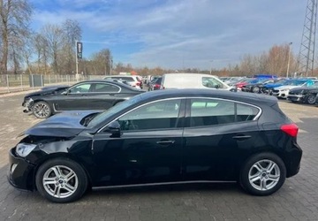 Ford Focus IV Hatchback 1.0 EcoBoost 125KM 2019 Ford Focus 1.0 EcoBoost 125KM 2019r. auto zarejestrowane i ubezpieczone w, zdjęcie 3