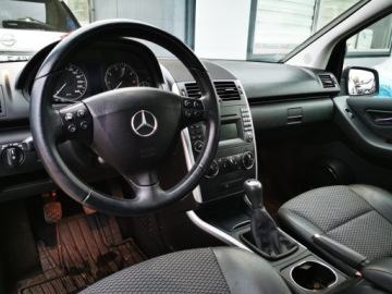 Mercedes Klasa A W169 Coupe 1.5 160 95KM 2009 MERCEDES A 1.5 150 95KM, Manual, Czujniki parkowania, Klimatyzacja W169, zdjęcie 6