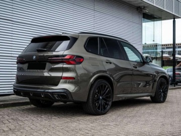 BMW X5 G05 SUV Facelifting 3.0 30d 298KM 2025 BMW X5 xDrive30d Sport Suv 3.0 (298KM) 2025, zdjęcie 2