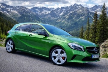 Mercedes Klasa A W176 Hatchback 5d Facelifting 180 d 109KM 2015 Lift Alu18 pakiet Urban !!, zdjęcie 3