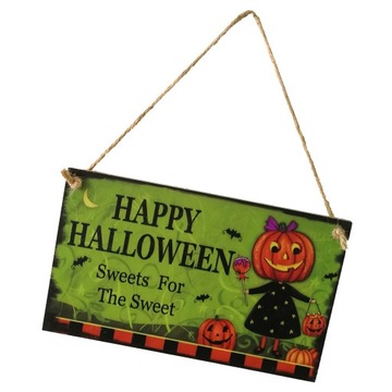 Счастливый Хэллоуин висит деревянный знак