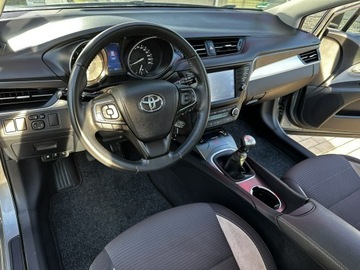 Toyota Avensis III Wagon Facelifting 2015 1.8 Valvematic 147KM 2016 Toyota Avensis Alu Panorama Bixenon Navi Kamera, zdjęcie 8