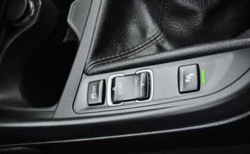 BMW Seria 1 F20-F21 Hatchback 5d 116i 136KM 2012 BMW Seria 1 SPORT Benzyna Nawigacja 1.6 Benzyna 136KM, zdjęcie 31