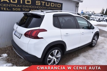 Peugeot 2008 I SUV Facelifting 1.2 PureTech 110KM 2018 Peugeot 2008 NaviKamera SkoraAlcantara Ambiente Led Panorama Klimatronic, zdjęcie 2