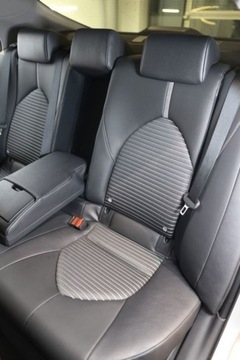 Toyota Camry IX Sedan 2.5 Hybrid Dynamic Force 218KM 2023 Toyota Camry 2.5 Hybrid Prestige CVT 2.5 Hybryda 218KM, zdjęcie 12