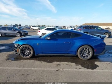 Ford Mustang VI 2024 Ford Mustang Dark Horse Fastback 2024 5.0l 5.0 Benzyna 500KM, zdjęcie 2