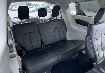Chrysler Pacifica II 2017 Chrysler Pacifica 3.6 BENZ 287 KM 7 OSOB 2017r Warszawa 3.6 Benzyna, zdjęcie 8
