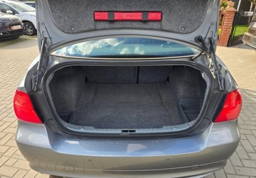 BMW Seria 3 E90-91-92-93 Limuzyna E90 318i 143KM 2010 BMW Seria 3 2,0 Benzyna 143 KM Automat Serwis GWARANCJA Zamiana Zarejestro, zdjęcie 18