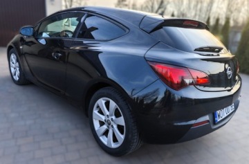Opel Astra J GTC 1.4 Turbo ECOTEC 140KM 2014 OPEL ASTRA GTC MAŁY PRZEBIEG, zdjęcie 7